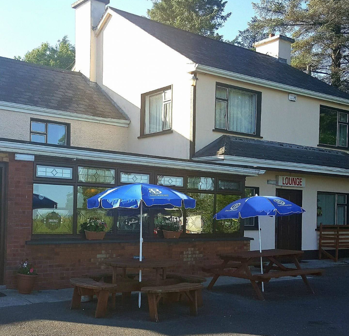 Dec's Bar-The Plunkett Inn